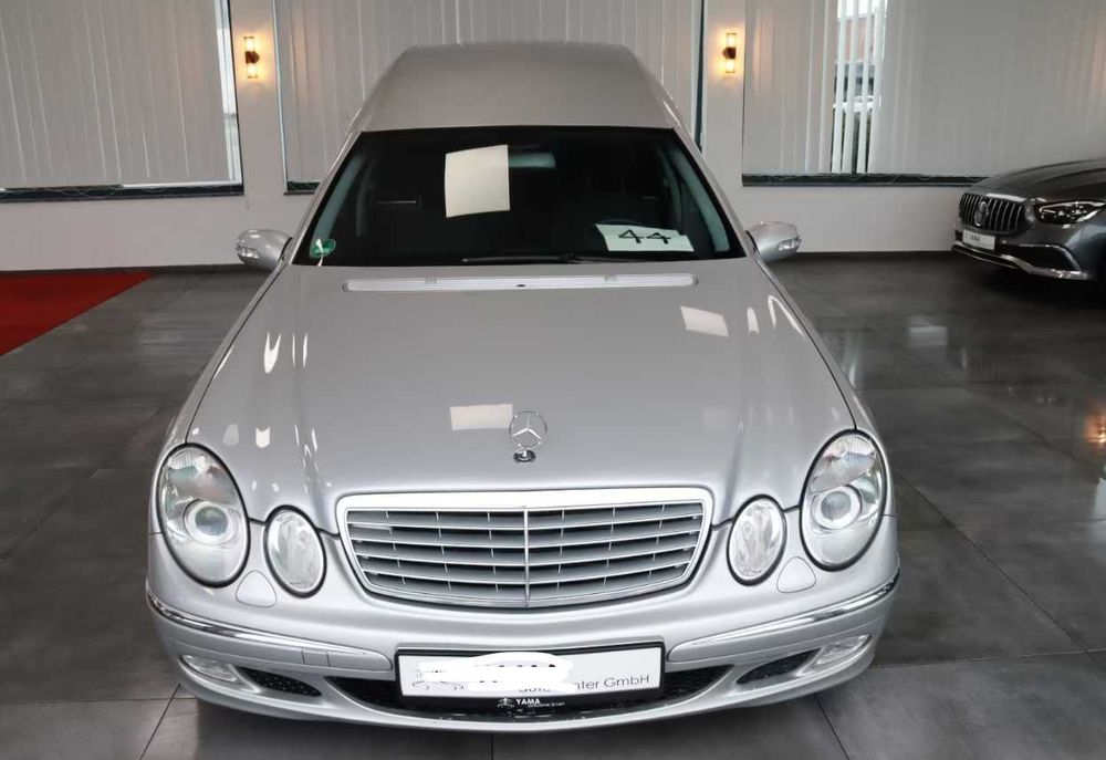 Катафалк Mercedes-Benz E 270 CDI