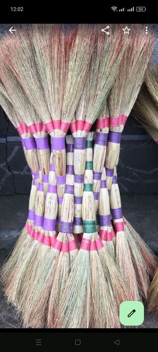 ПРОДАМ ВІНИКИ сорго. Веники