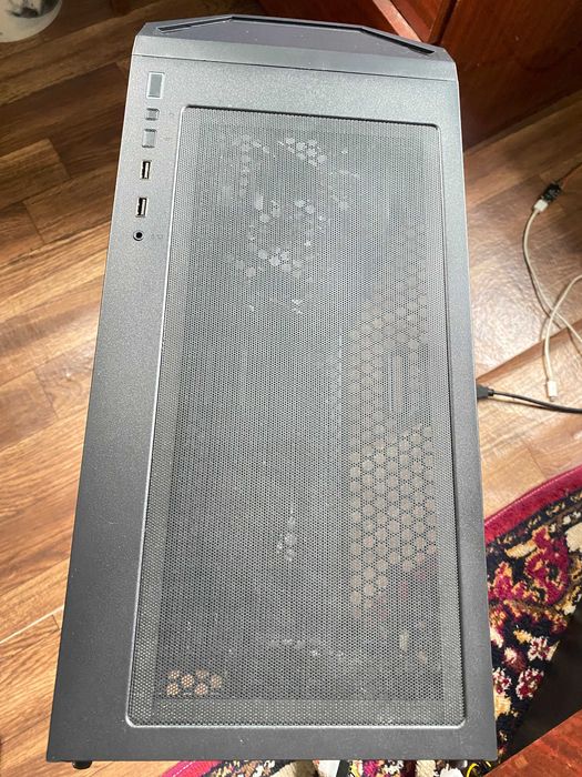Lian Li Lancool 215