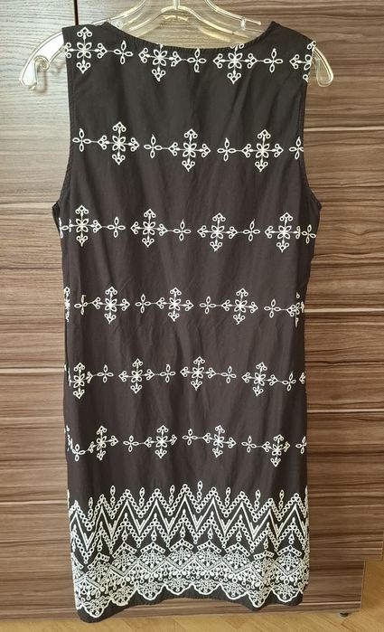 Сукня,сукомка  (машинна вишивка)
