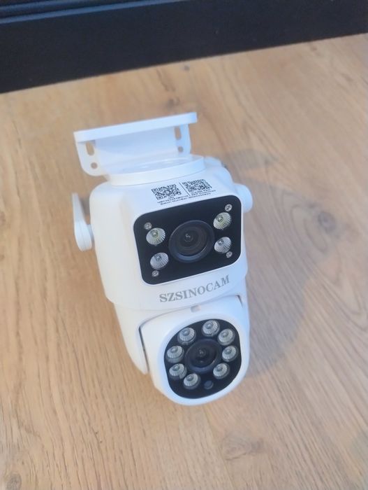 Kamera zewnętrzna WiFi. Dwa obiektywy jeden stały i drugi obrotowy