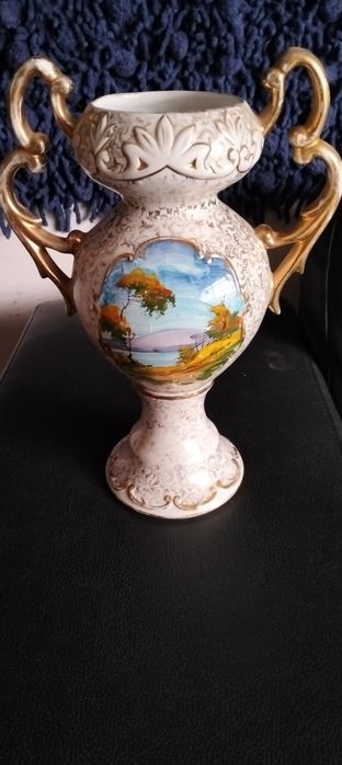Jarra porcelana  Alcobaça numerada. (ver desconto no texto)