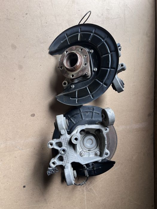 Цапфа кулак підшипник jeep cherokee kl передний привод