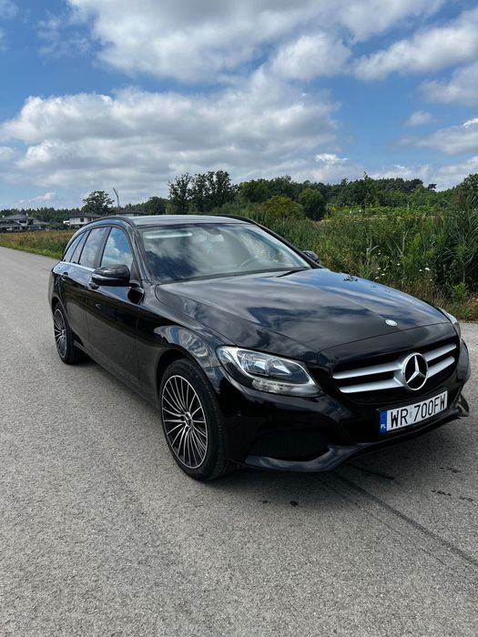 Mercedes-Benz Klasa C Mercedes-Benz Klasa C W205 2017 | Benzyna 156 KM |