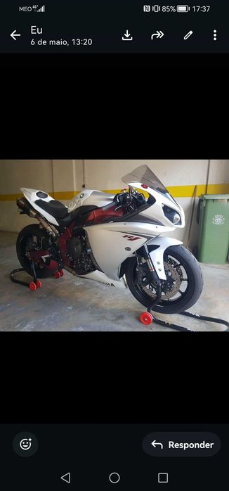 Yamaha r1 crossplane