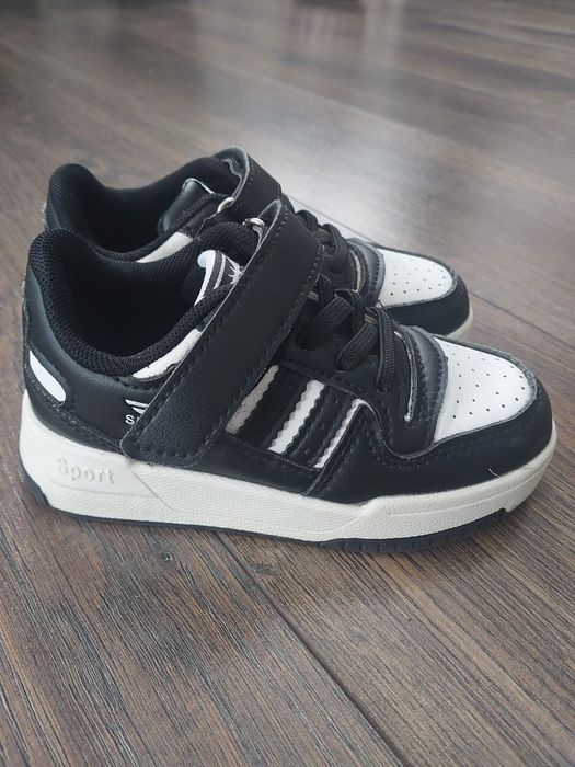 Кросівки 25розмір