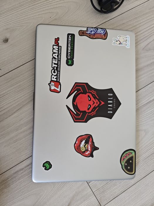 Laptop HP 15seq2404nw