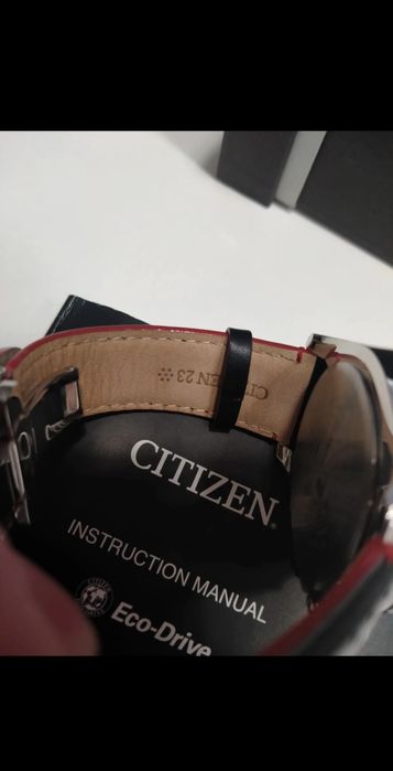 Citizen Radio Controlled, Szafir