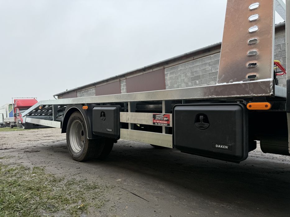 Iveco Daily Sprinter Master Ducato zabudowa autolaweta najazd laweta