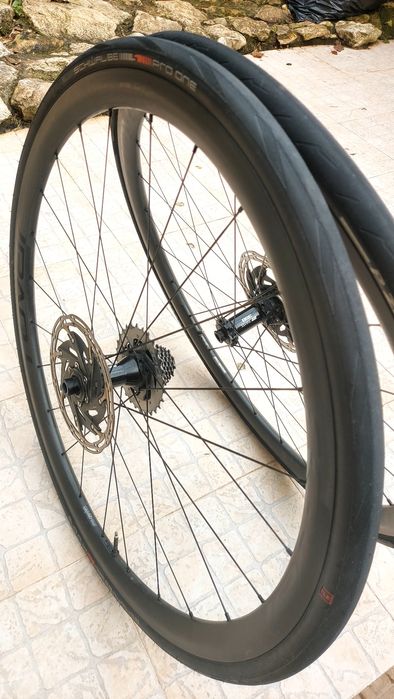 Rodas Roval Alpinist CL Carbon – DT Swiss 350 – Como Novas