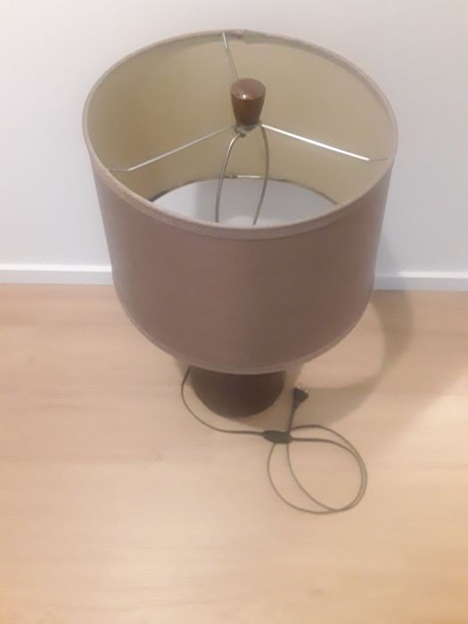 Lampa stołowa duża