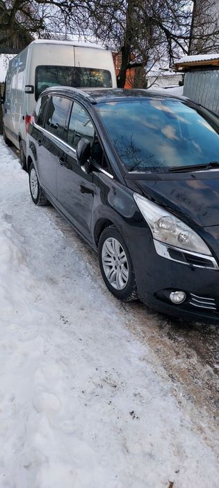 Peugeot 5008 1.6 дізель