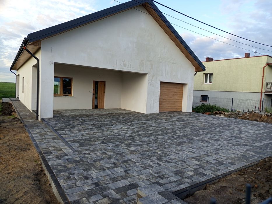 Układanie kostki brukowej