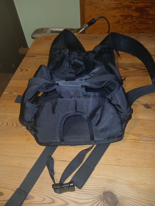 Szelki do przewożenia  psa maltańczyk