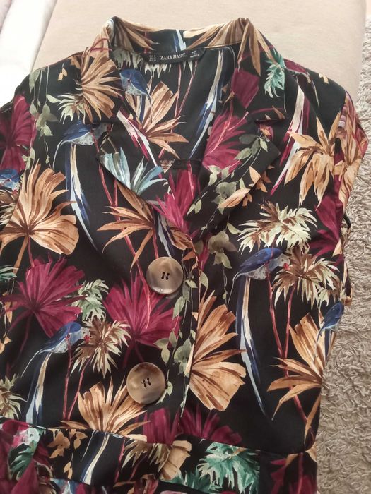 Macacão floral zara