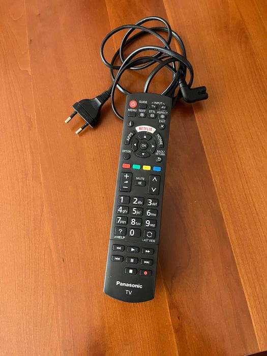 Tv LED Full HD Panasonic 40'' TX-40DS500E como nova