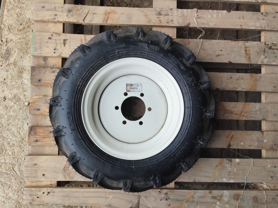 Pneus tractor com jante