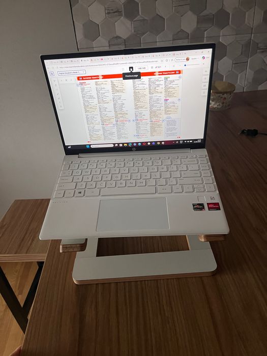 Podstawka pod laptopa