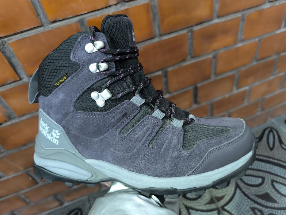 Жіноче трекінгове взуття 37 розмір, Lowa, Meindl, Jack Wolfs