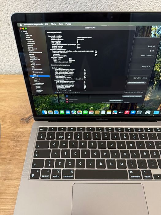 Okazja MacBook Air M1 13 Cali 2020 8/256GB + oryginalna ładowarka 61w