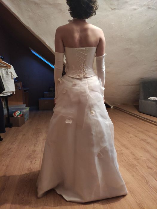 Вінтажне весільне плаття ( спідниця, корсет), рукавички, аксесуари