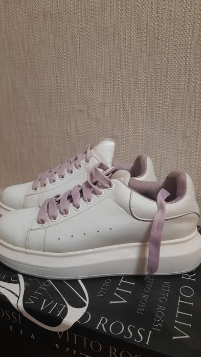 Кросовки кожа женские белые