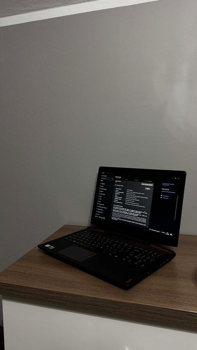 Laptop Lenovo Legion Y720