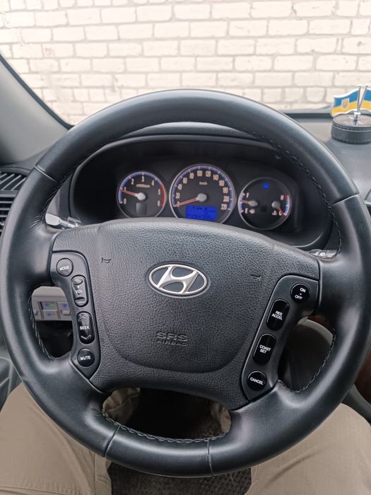 Продам хюндай санта фе 2.