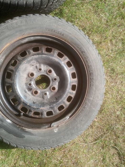 Opona, felga 145/70 R13