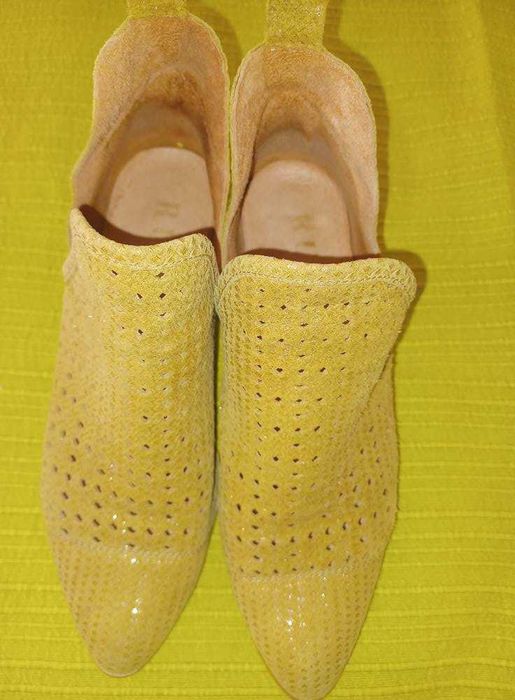 Botins camel em pele da Ruika