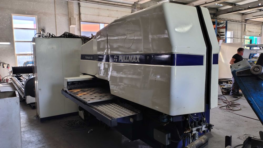 Wykrawarka rewolwerowa PULLMAX Pullmatic 104