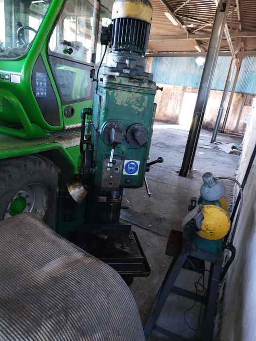 Maszyny do obróbki metalu [tokarka,piła taśmowa, wiertarka kolumnowa]