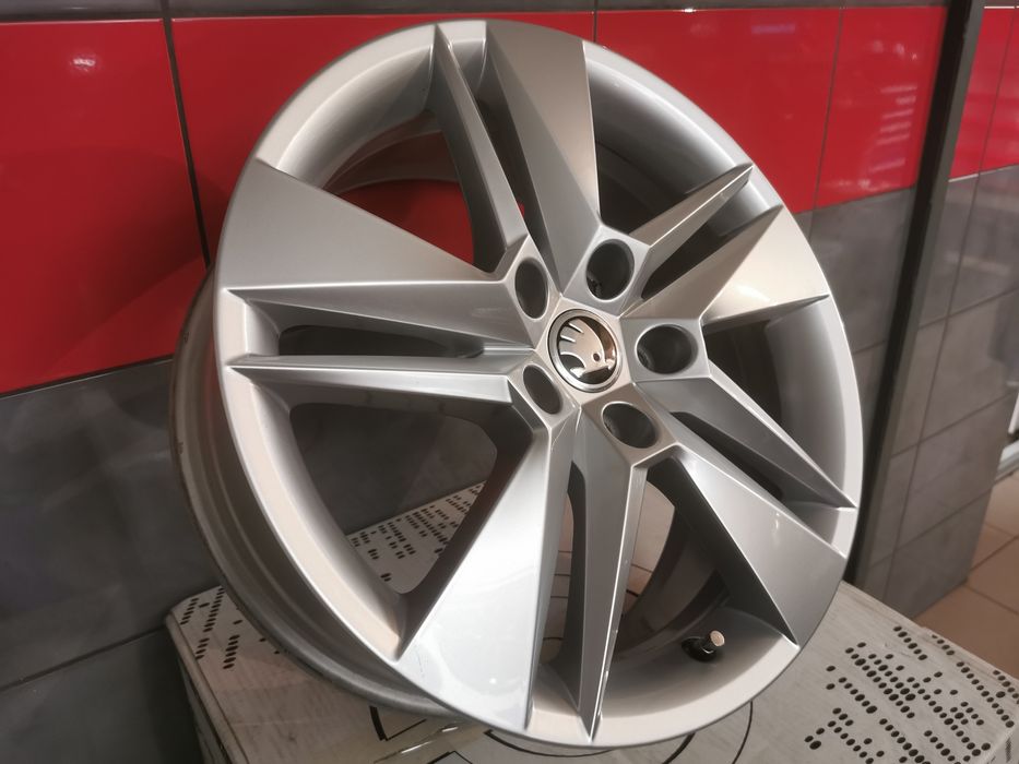 Felgi 17 5x112 Skoda Octavia Karoq Superb VW T- Roc Audi