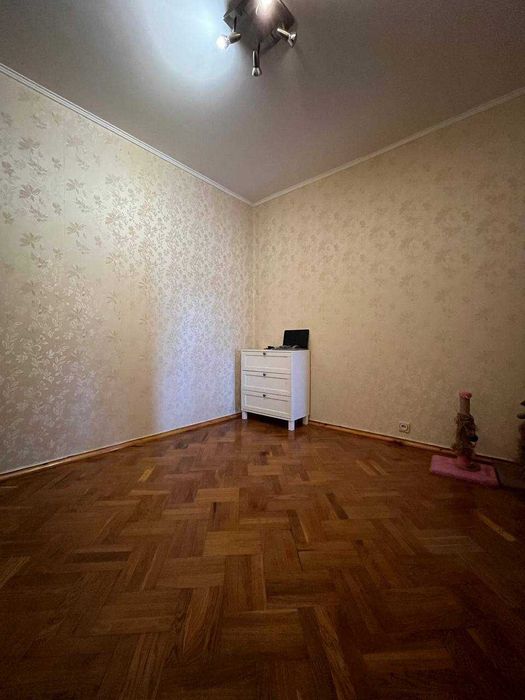 Продається простора 3на квартира 75 м² з якісним ремонтом, вул. Мстиславська. LD