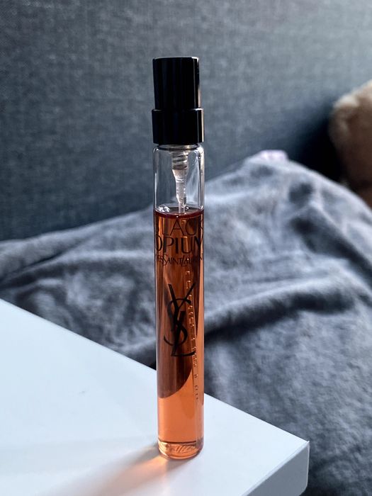 Yves Saint Laurent – Black Opium Eau de Parfum, 9 ml