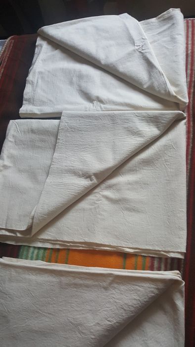Panos em linho puro