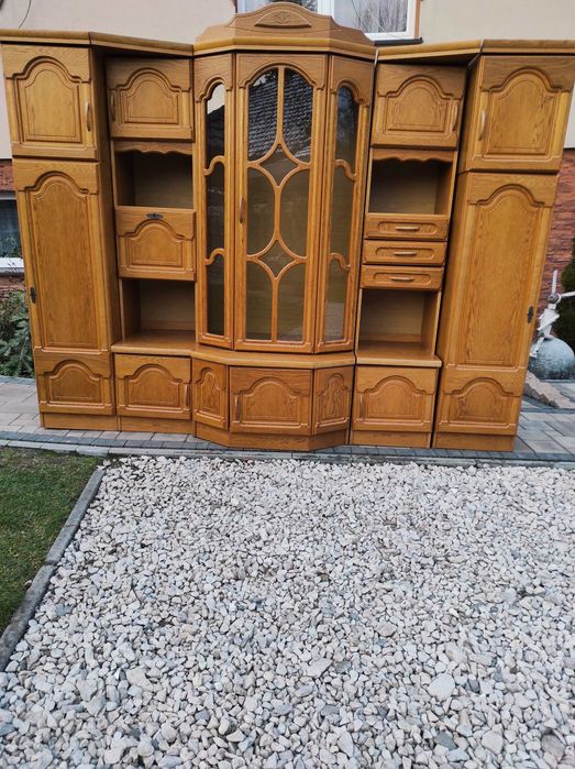 Meble do salonu. Komplet dębowych mebli