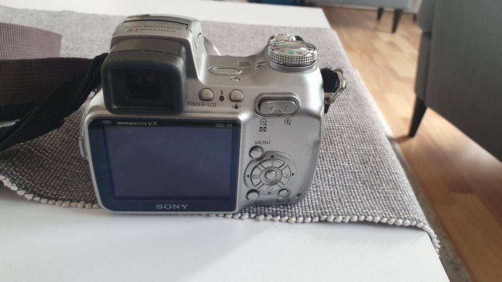 Sony Cyber shot DCS H1