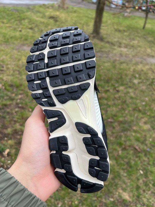 ОРИГІНАЛ! Nike Zoom Vomero 5 Timeless 35.5 | FJ5474-133