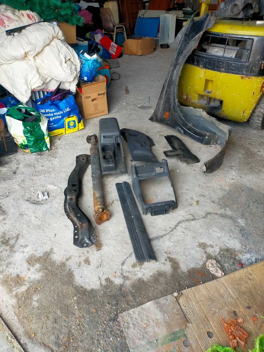 Material de chapa Opel Frontera b