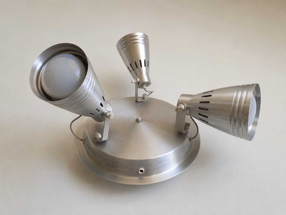 Candeeiro de Teto IKEA KRÄMARE – 3 Focos Orientáveis – Alumínio