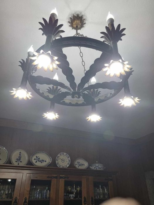 Candeeiro classico de teto