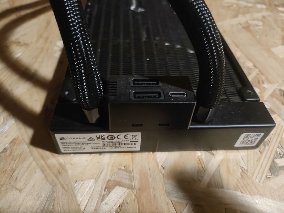 Chłodzenie radiator Corsair H170i ICUE LINK LCD