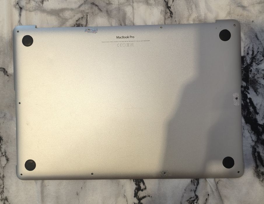 Dolna obudowa / tylna klapa MacBook Pro 15” Mid 2015 A1398