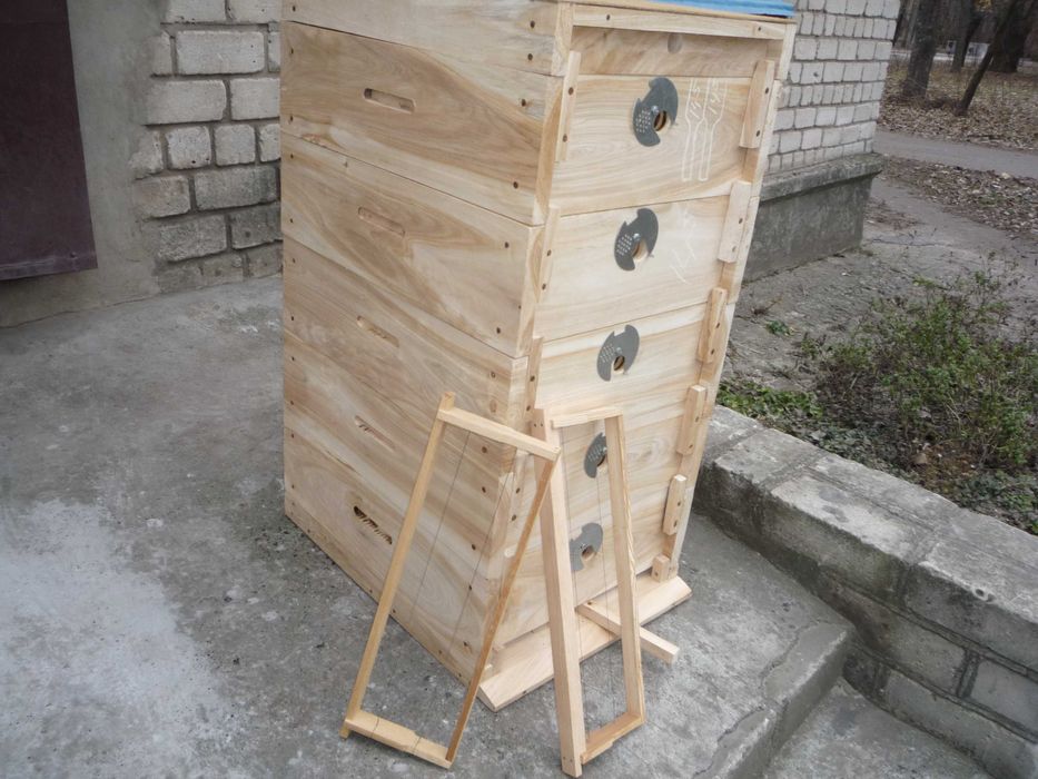2 корпусный и 4корпусный РОГАТЫЙ улик на 10 рамок с тополя