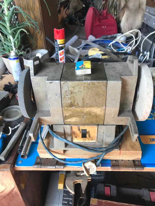 шлифовальний станок- гриндер