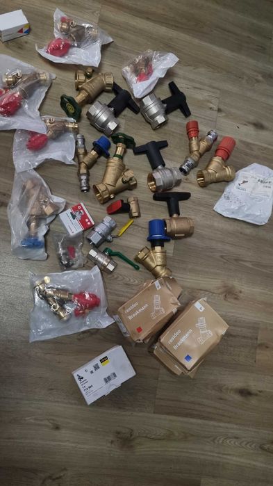 Zawory do wody , ogrzewania oraz gazu