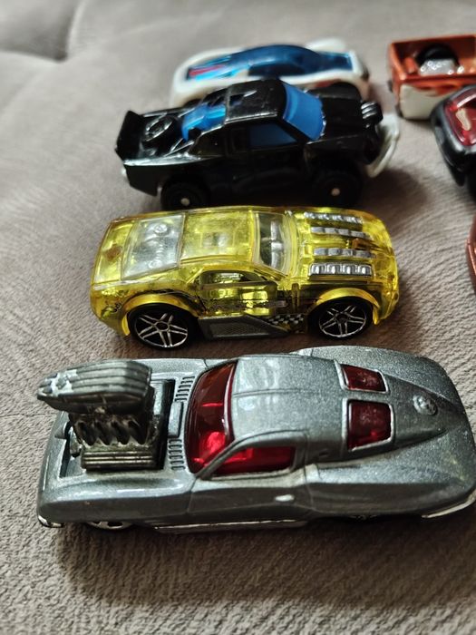 Resoraki hotwheelsy.