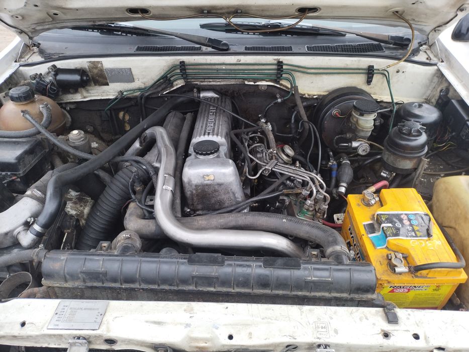 Опель Фронтера а 2.3