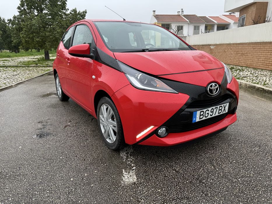 Toyta Aygo 1.0  X-Play Ac